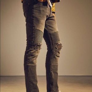 BDG  skinny stretch Moto Jeans 30/32 never worn